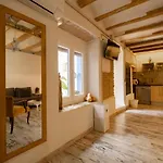 Apartamento en el corazón de Tarragona. Planta baja con patio.