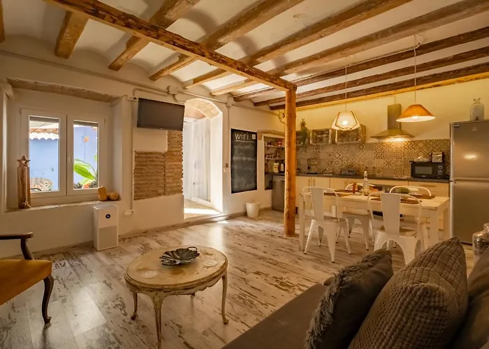 Apartamento en el corazón de Tarragona. Planta baja con patio.
