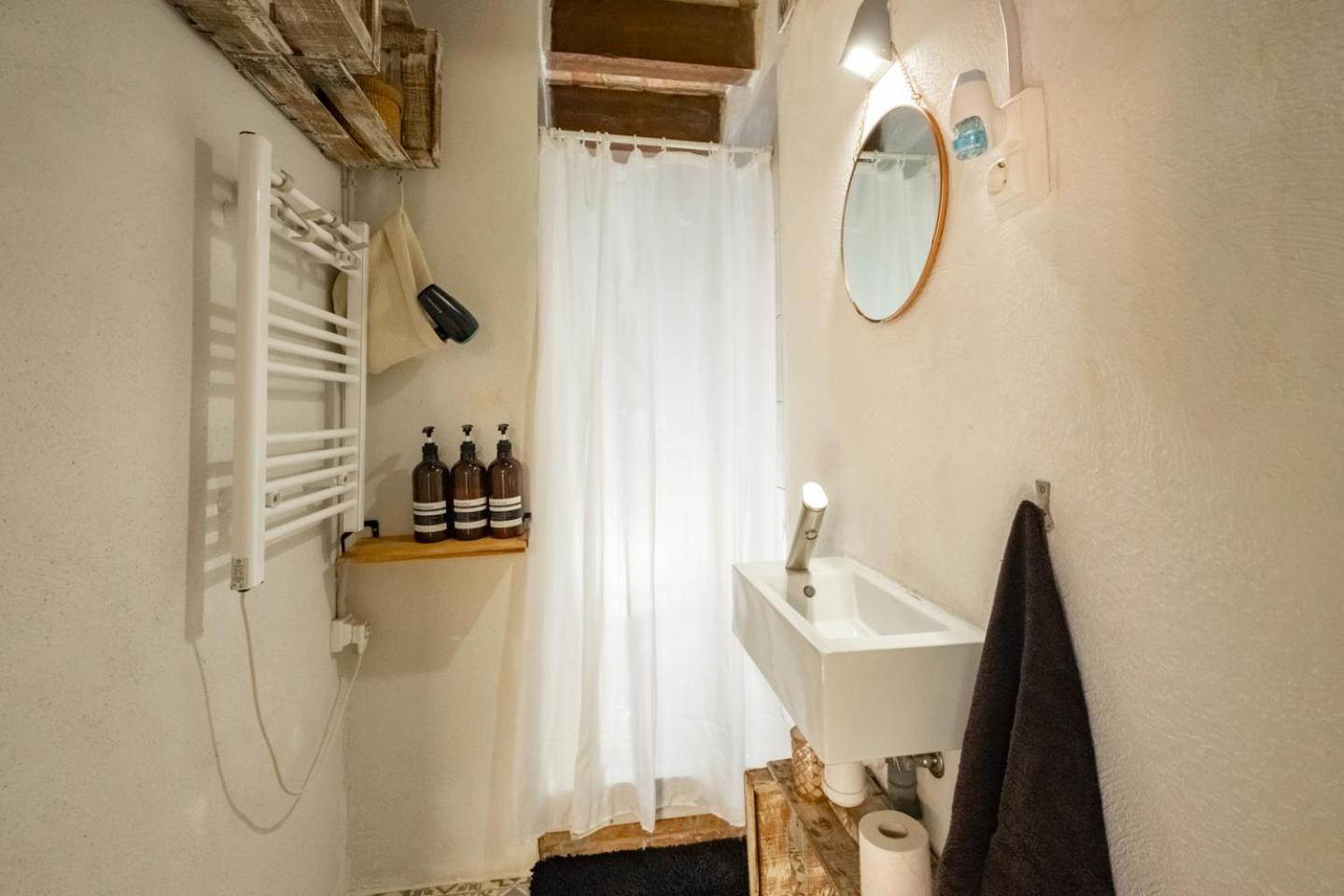 En El Corazón De Tarragona. Planta Baja Con Patio. Apartamento
